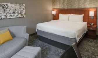 King bed at Sonesta Select Seattle Bellevue Redmond.