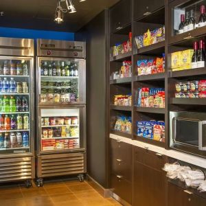 Convenience store at Sonesta Select Charlotte University Research Park.