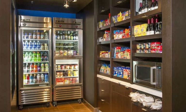 Convenience store at Sonesta Select Charlotte University Research Park.