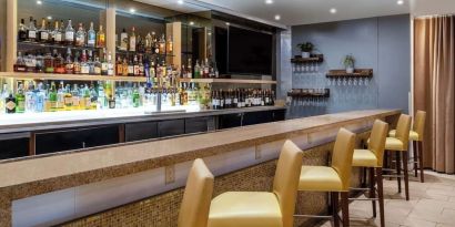 Hotel bar at Hilton San Francisco Financial District.