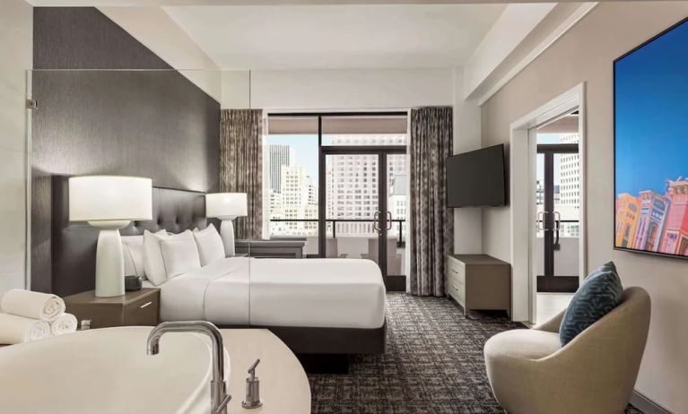 Day use room with tub and balcony at Hilton San Francisco Financial District.
