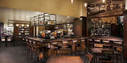 Coffee shop perfect for coworking at Hilton Rosemont/Chicago O'Hare.