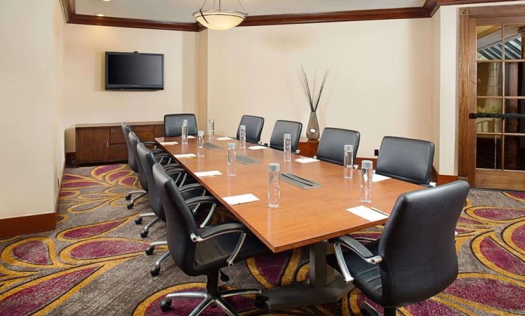 Meeting room at Hotel Fera Anaheim, A DoubleTree By Hilton.