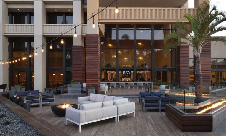 Outdoor furniture perfect for coworking at Hotel Fera Anaheim, A DoubleTree By Hilton.