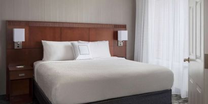 King bed at Sonesta Select Boston Milford.