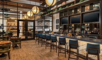 Cocktail bar at Hilton Garden Inn Memphis Downtown.