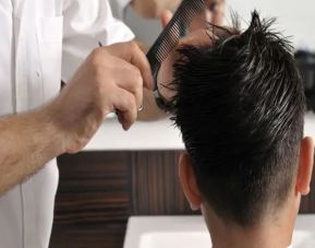 Salon available at New York Hilton Midtown.
