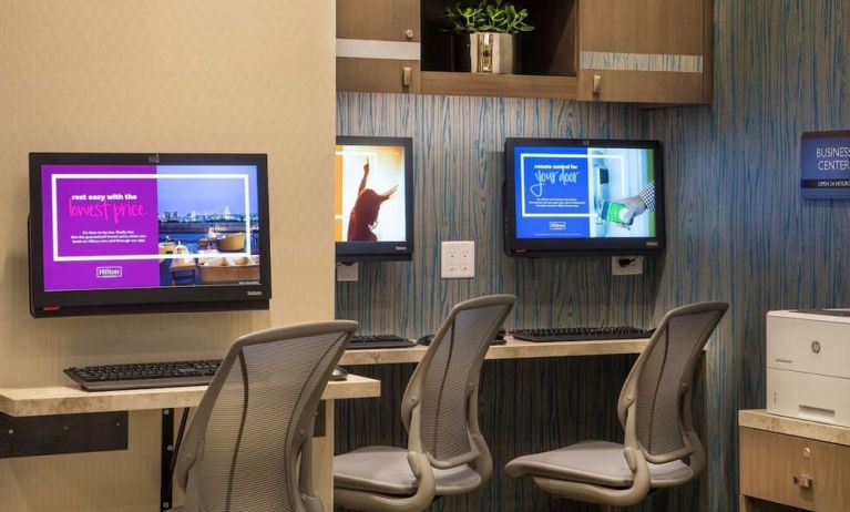 Business center at Hilton Garden Inn NYC Financial Center/Manhattan Downtown.

