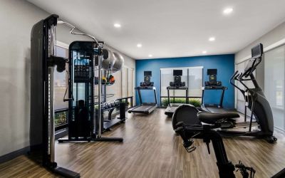 Fitness center at Hampton Inn & Suites Schererville.