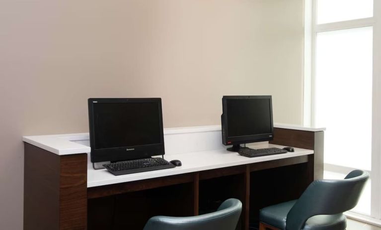 Business center at Embassy Suites By Hilton Seattle-North-Lynnwood.