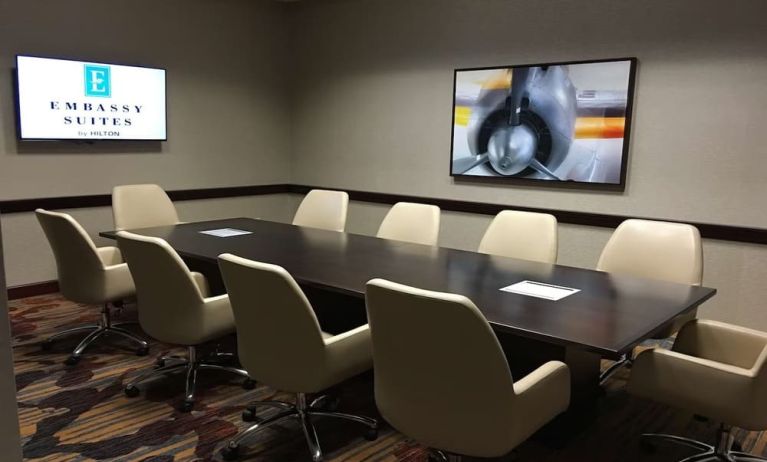 Professional meeting room at Embassy Suites By Hilton Seattle-North-Lynnwood.