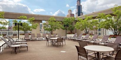 Sun beds perfect for coworking at Hilton Chicago.