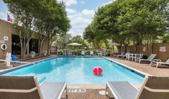 Relaxing outdoor pool at Doubletree By Hilton Houston Medical Center Hotel & Suites.