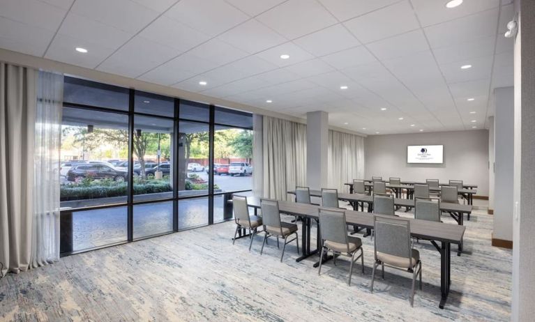 Spacious meeting room at Doubletree By Hilton Houston Medical Center Hotel & Suites.