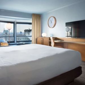 Day use room with work desk at New York Hilton Midtown.