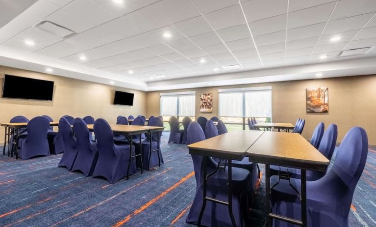 Professional meeting room at Hampton Inn & Suites Benton Harbor.