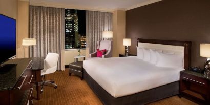 King bed at Hilton Minneapolis.