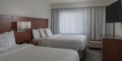 Day use twin room at Sonesta Select Chattanooga Hamilton Place.