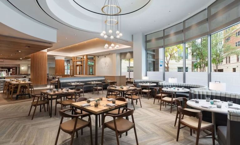 Dining area with natural light perfect for coworking at The Westin Arlington Gateway.