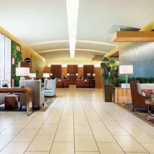 Lobby and coworking lounge at The Westin Arlington Gateway.