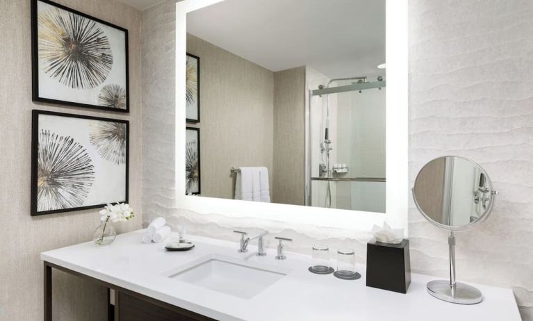 Guest bathroom with shower at The Westin New Orleans.
