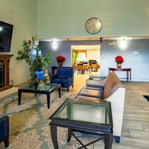 Lounge seating at Quality Inn & Suites Woodstock Near Lake Geneva.