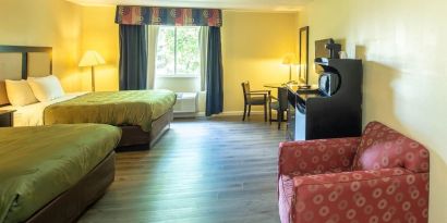 Day use room at Quality Inn & Suites Woodstock Near Lake Geneva.