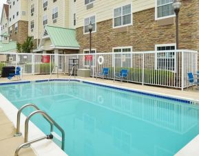 Outdoor seasonal pool at Towneplace Suites By Marriott Arundel Mills.