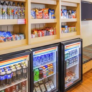 Snack bar at Towneplace Suites By Marriott Arundel Mills.