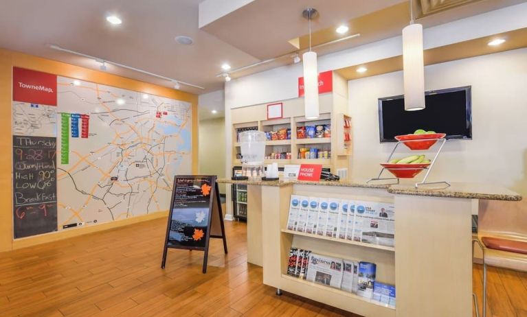 Hotel reception at Towneplace Suites By Marriott Arundel Mills.
