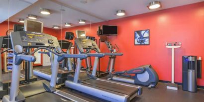 Fitness center at Towneplace Suites By Marriott Arundel Mills.