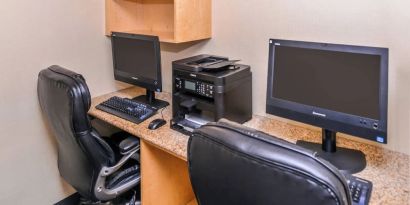 Business center at Towneplace Suites By Marriott Arundel Mills.