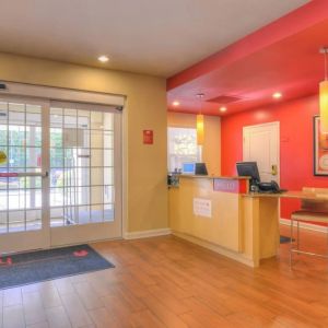 Work space at Towneplace Suites By Marriott Arundel Mills.