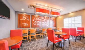 Dining room at Towneplace Suites By Marriott Arundel Mills.