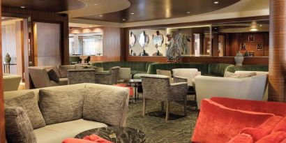 Coworking lounge at Hilton London Syon Park.