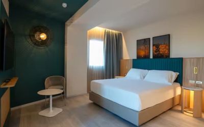 Romantic king room at Terradamari Resort & Spa Marina Di Modica.