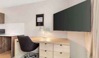 Day use room's workspace at Sonesta Simply Suites Baltimore BWI Airport.