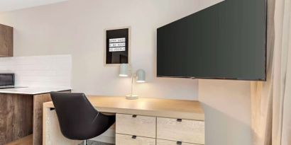 Day use room's workspace at Sonesta Simply Suites Baltimore BWI Airport.