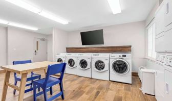 Laundry service is available for guests at Sonesta Simply Suites Baltimore BWI Airport.