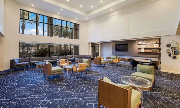 Spacious lobby and coworking lounge at Sonesta Select Phoenix Chandler.