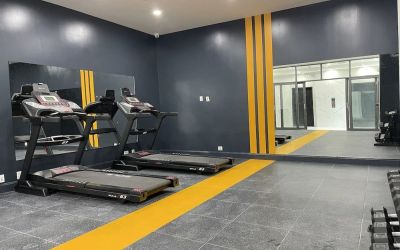 Fitness center at Liberty View Brooklyn Hotel.