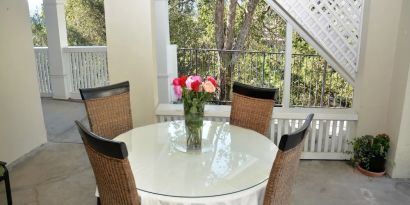 Terrace at Arroyo Vista Inn.