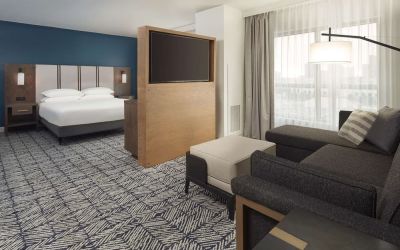 Day use room with living area at The Chifley Houston, Tapestry Collection By Hilton.