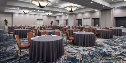 Meeting or conference room at The Chifley Houston, Tapestry Collection By Hilton.