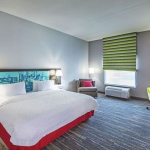 Day use room at Hampton Inn & Suites Houston-Bush Intercontinental Aprt.