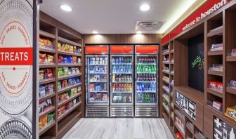 Snack bar at Hampton Inn & Suites Houston-Bush Intercontinental Aprt.