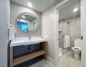 Guest bathroom at The Harrison Hotel Downtown Hollywood.