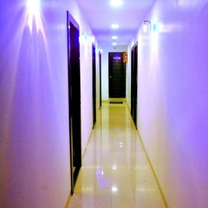 Hotel hallway at THE BEST HOTEL MUMBAI.