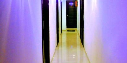 Hotel hallway at THE BEST HOTEL MUMBAI.