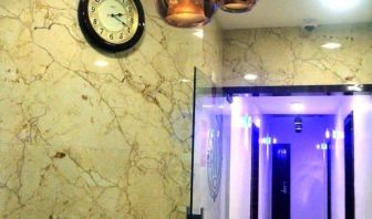 Hotel reception at THE BEST HOTEL MUMBAI.